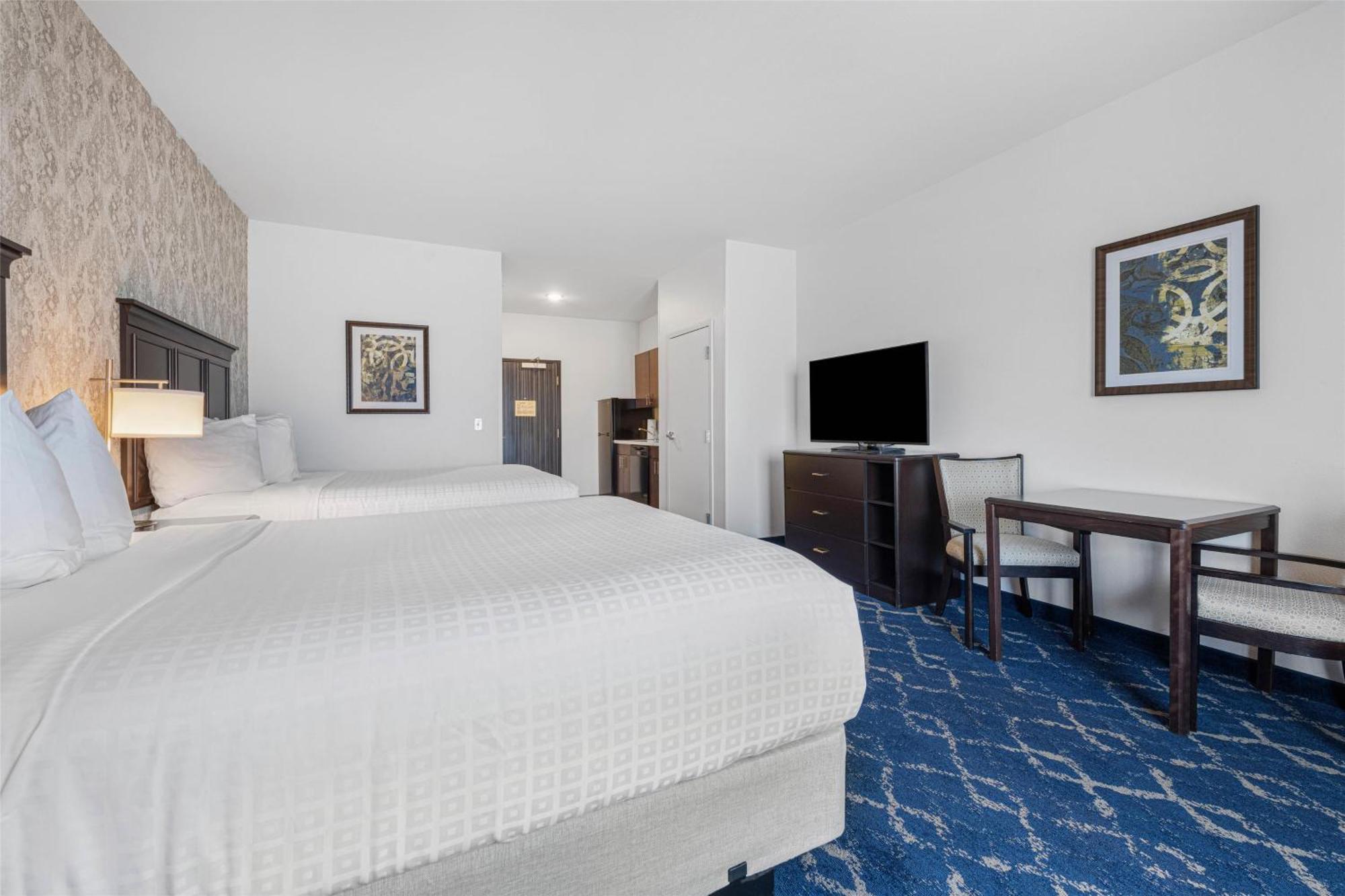 Best Western Plus New Richmond Inn & Suites Exterior photo