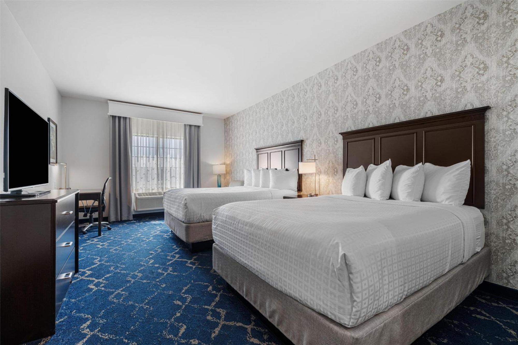 Best Western Plus New Richmond Inn & Suites Exterior photo